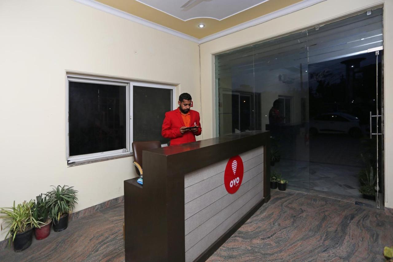 Oyo 8240 Maan Residency Hotel Gurgaon Eksteriør billede